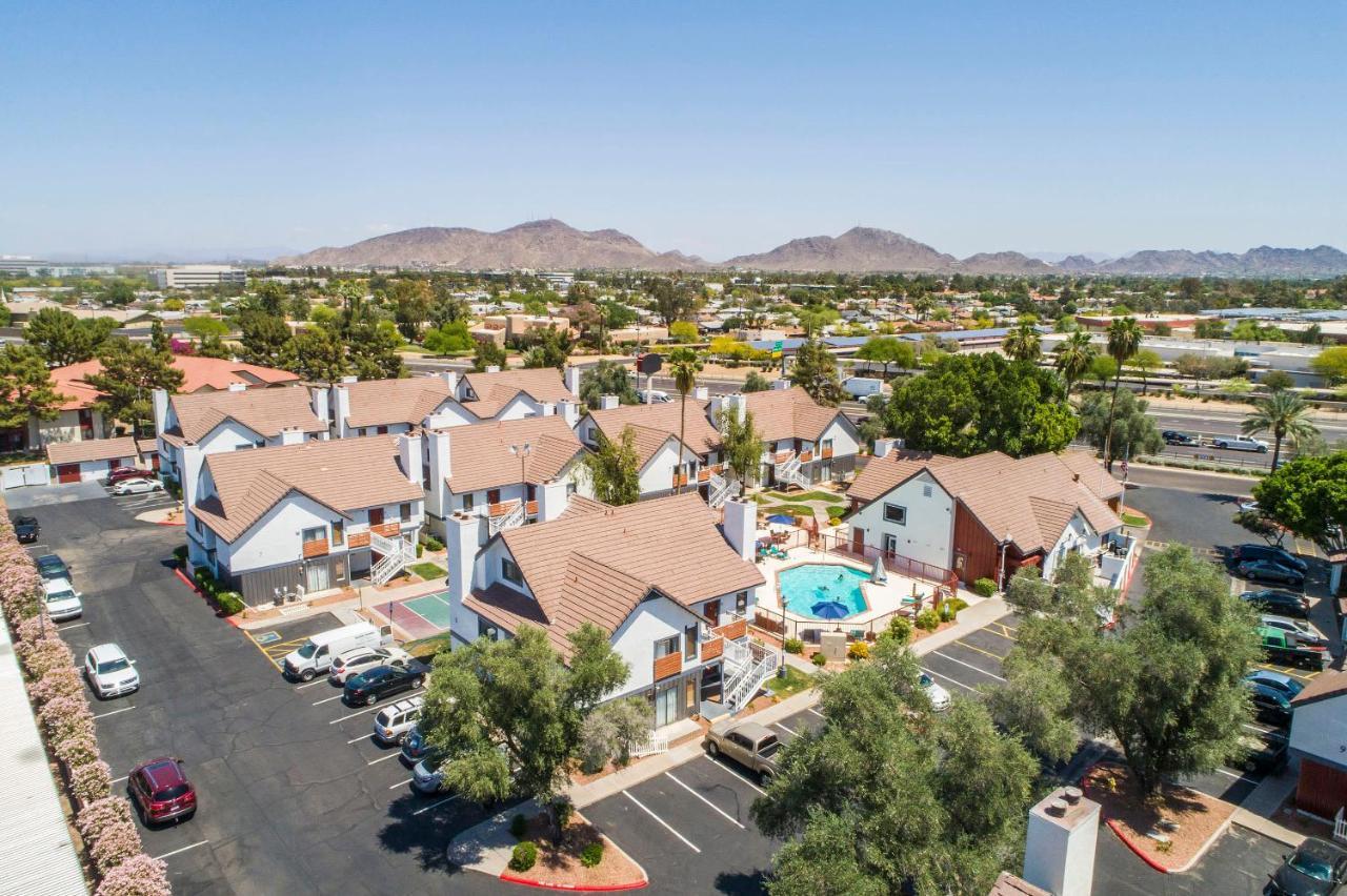 Metro Phx Upstairs 2Bd Sleeps 6 Heated Pool No Pets Allowed Феникс Экстерьер фото